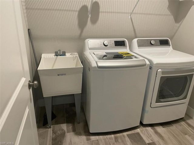 1740 NW 9th TER, Cape Coral, FL 33993