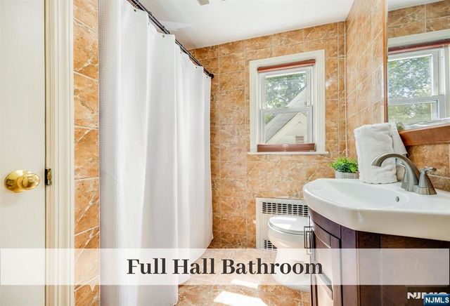 816 Summit Avenue, Hackensack, NJ 07601