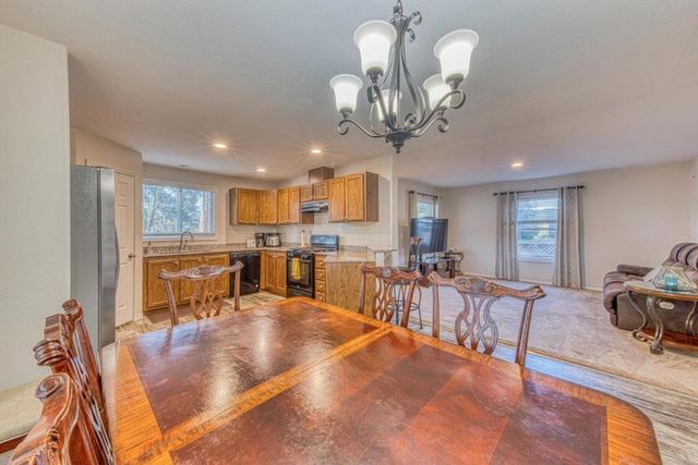 8710 Prunedale N, Salinas, CA 93907