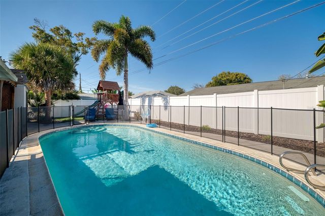 3207 LOWNDES DRIVE, Winter Park, FL 32792