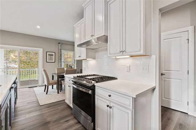 301 Shanleigh Dr, Jackson Twp, PA 16063