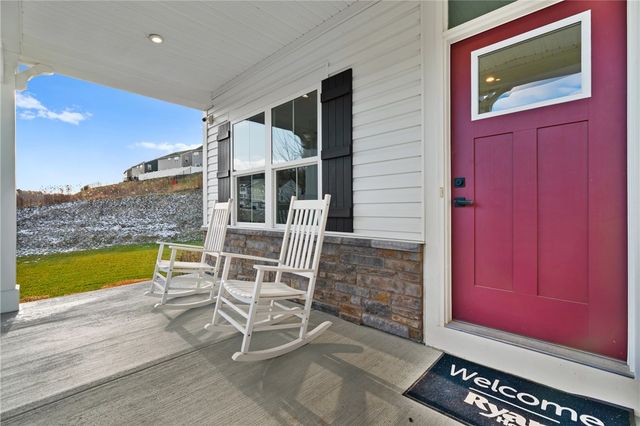 301 Shanleigh Dr, Jackson Twp, PA 16063