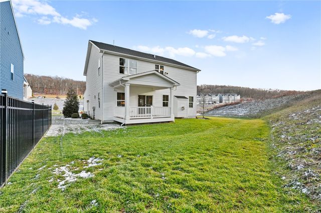 301 Shanleigh Dr, Jackson Twp, PA 16063