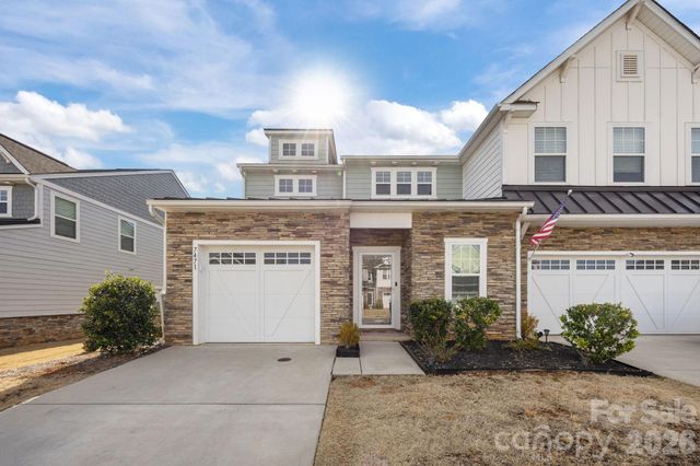 7471 Hartsfield Drive, Lancaster, SC 29720