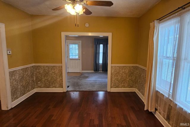 1556 S Linwood Avenue, Evansville, IN 47713