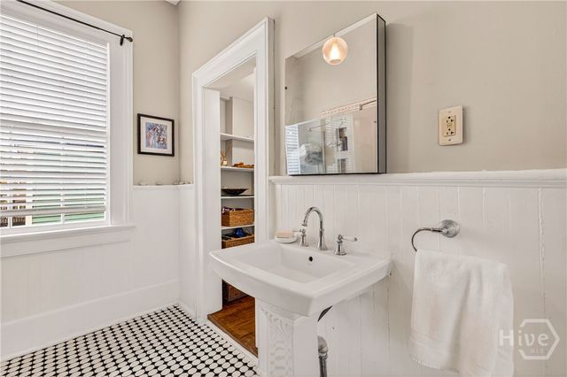 1116 Barnard Street, Savannah, GA 31401