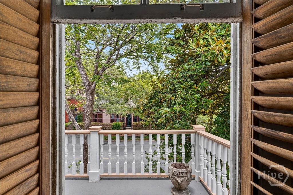 Image 18 of property listing at 1116 Barnard Street, Savannah, GA 31401