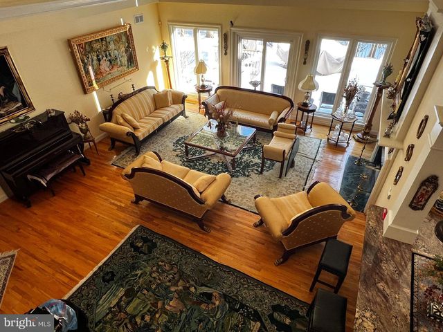 1465 MAYHURST BLVD, Mclean, VA 22102