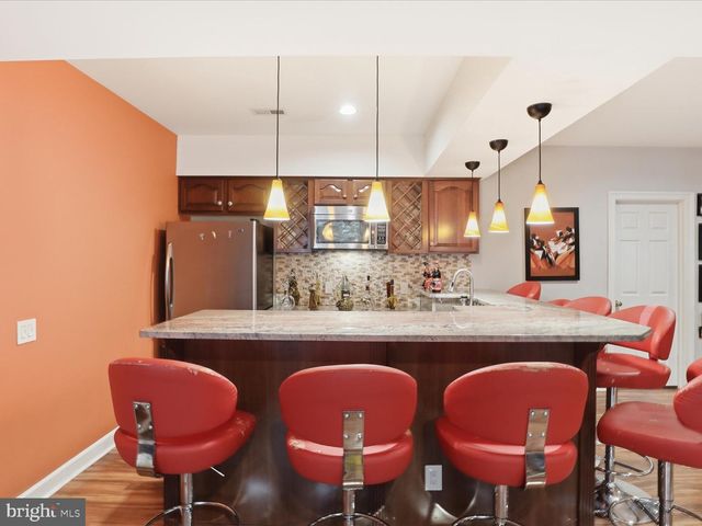 1465 MAYHURST BLVD, Mclean, VA 22102