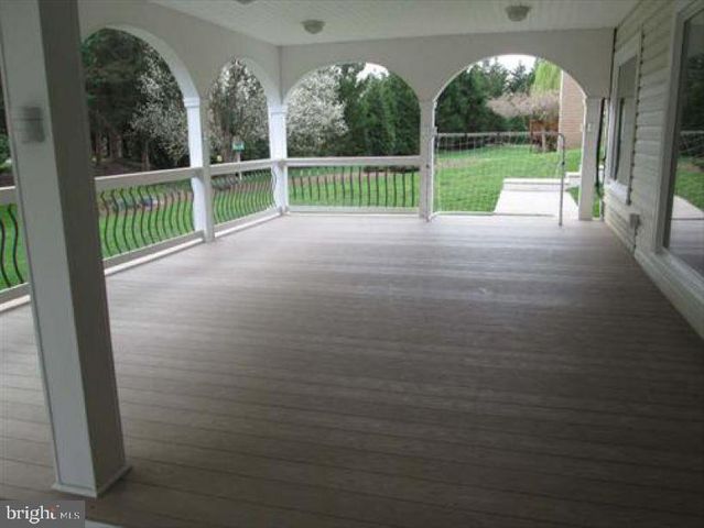 1465 MAYHURST BLVD, Mclean, VA 22102