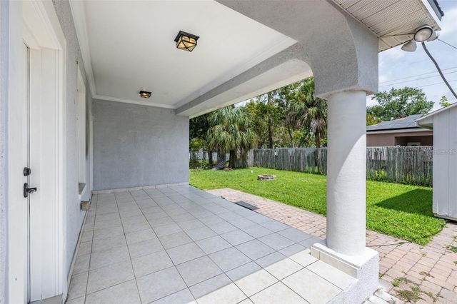 2323 W CHERRY STREET, Tampa, FL 33607