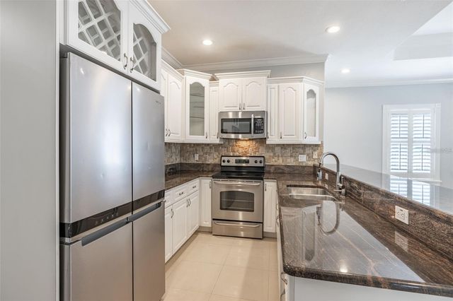 2323 W CHERRY STREET, Tampa, FL 33607