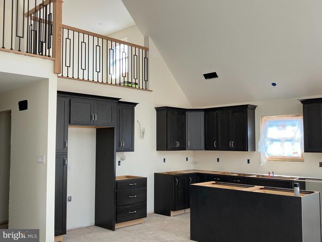 44 KIPLING LN, Albrightsville, PA 18210