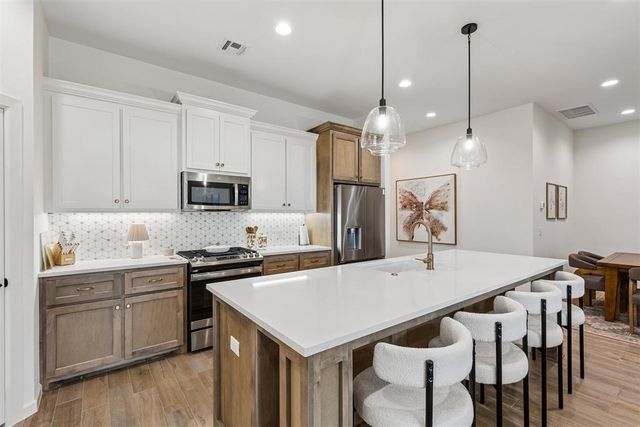6140 Dale Avenue, Edmond, OK 73034