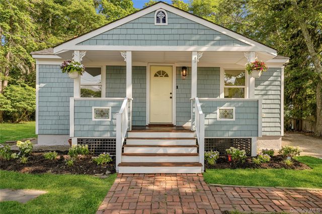 46 Barclay Road, Mastic Beach, NY 11951