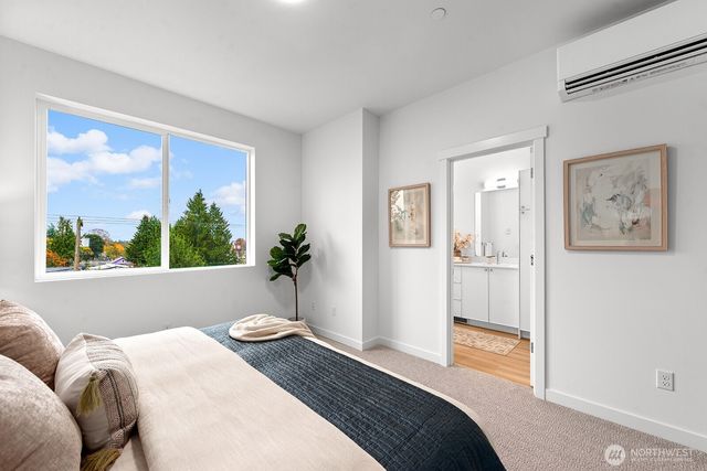 1425 SW 111th Lane, Seattle, WA 98164