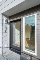 1425 SW 111th Lane, Seattle, WA 98164