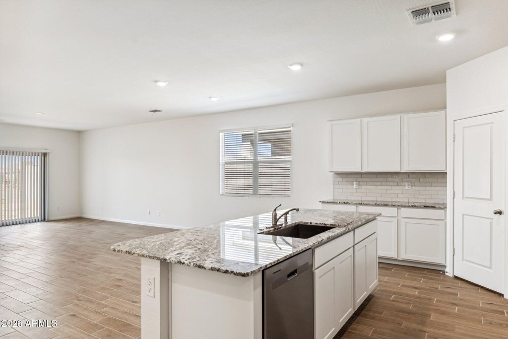 5488 S 254TH Glen, Buckeye, AZ 85326 — photo 2
