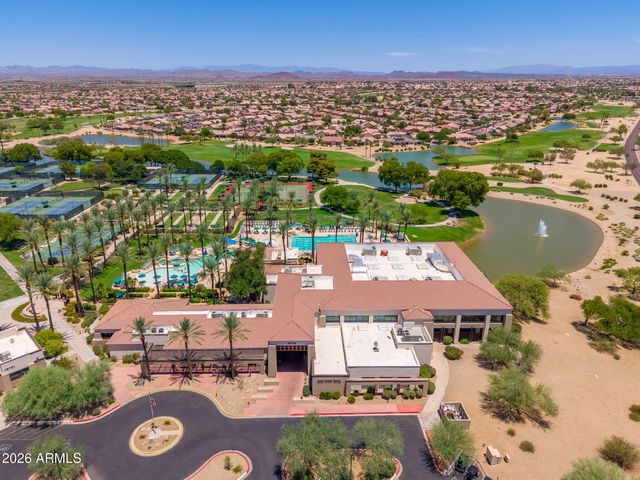 20680 N SHADOW MOUNTAIN Drive, Surprise, AZ 85374