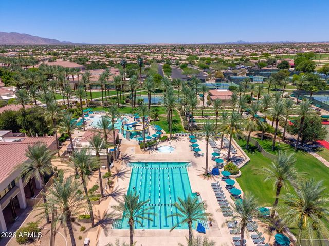 20680 N SHADOW MOUNTAIN Drive, Surprise, AZ 85374