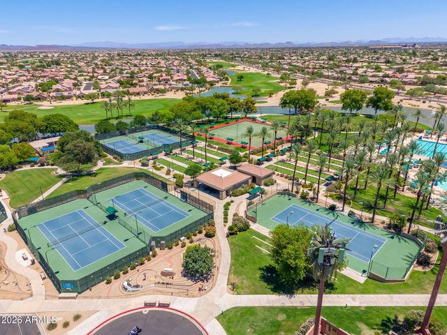 20680 N SHADOW MOUNTAIN Drive, Surprise, AZ 85374