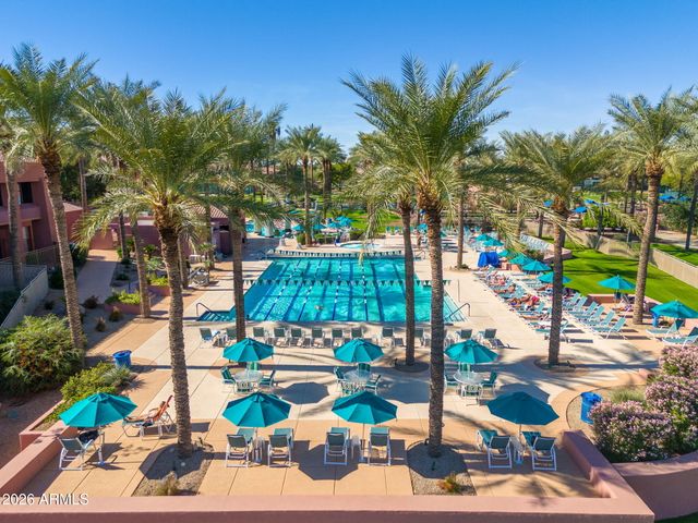 20680 N SHADOW MOUNTAIN Drive, Surprise, AZ 85374