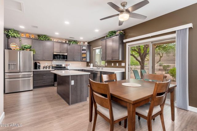 20680 N SHADOW MOUNTAIN Drive, Surprise, AZ 85374