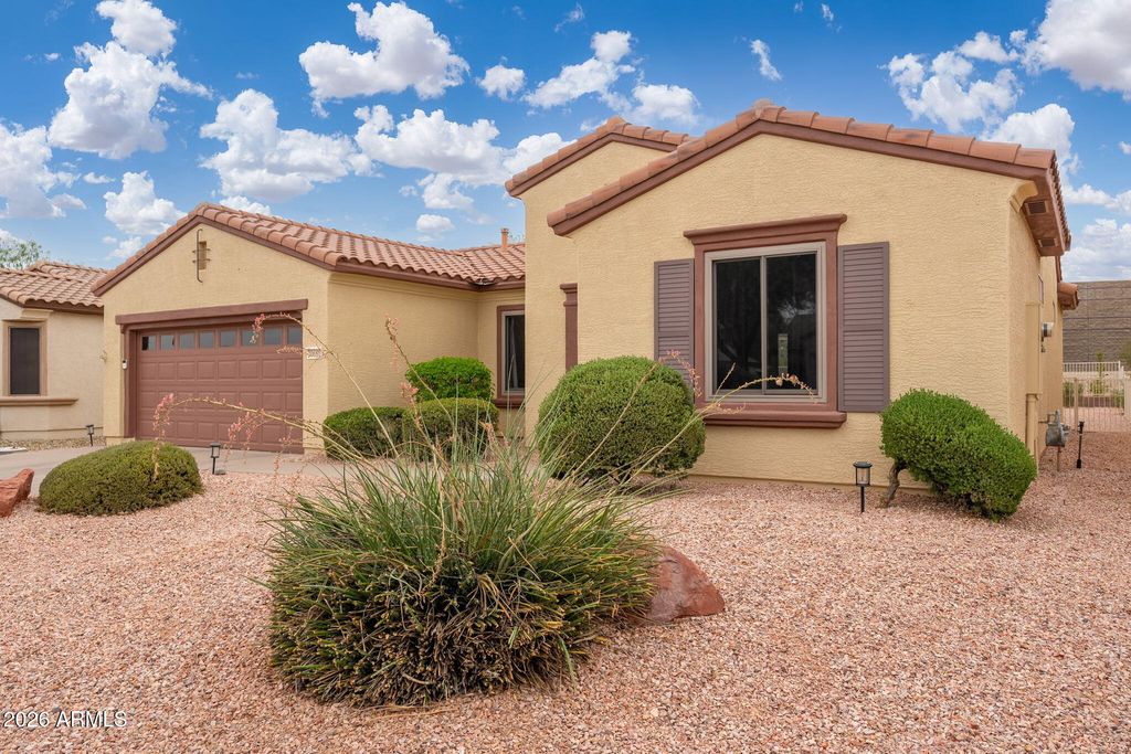 20680 N SHADOW MOUNTAIN Drive, Surprise, AZ 85374 — photo 2