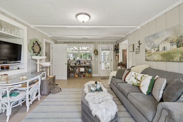 120 Dogwood Ln, Winchester, TN 37398