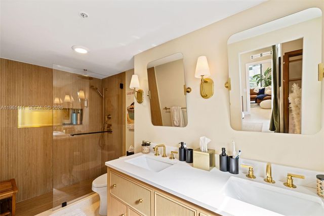 1402 Brickell Bay Dr 603, Miami, FL 33131