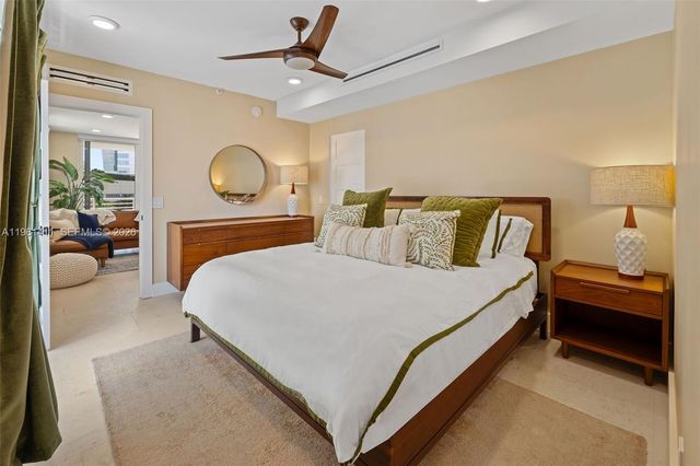 1402 Brickell Bay Dr 603, Miami, FL 33131