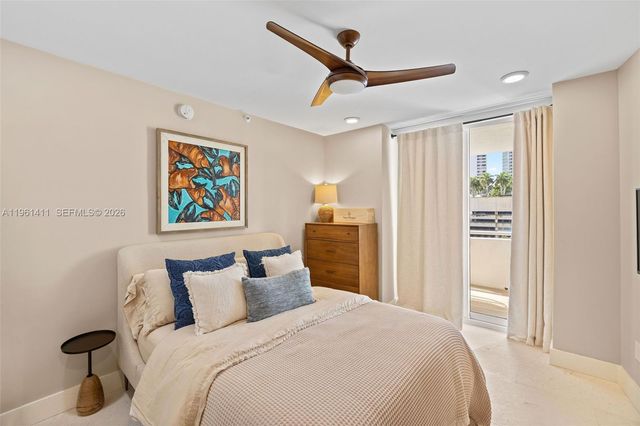 1402 Brickell Bay Dr 603, Miami, FL 33131