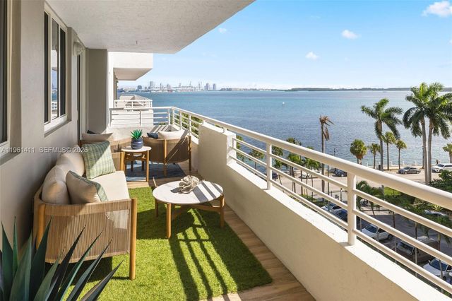 1402 Brickell Bay Dr 603, Miami, FL 33131