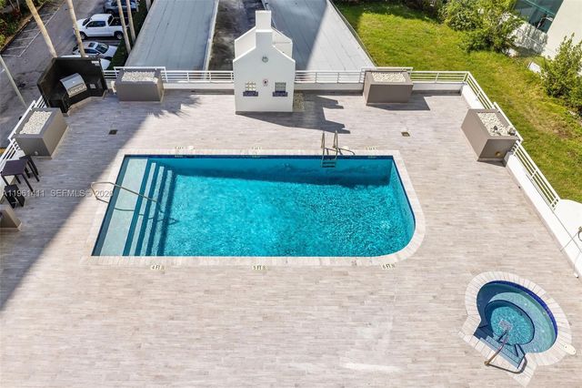 1402 Brickell Bay Dr 603, Miami, FL 33131