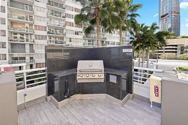 1402 Brickell Bay Dr 603, Miami, FL 33131