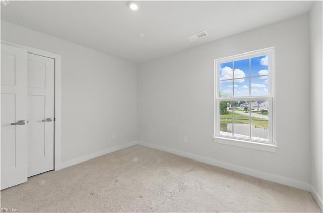 321 Windemere RD, Newport News, VA 23602