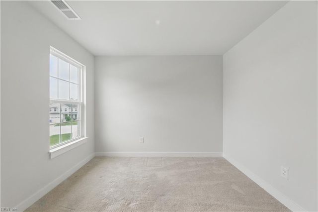 321 Windemere RD, Newport News, VA 23602