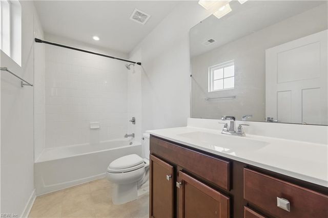 321 Windemere RD, Newport News, VA 23602