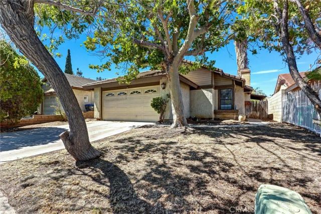 2812 Fairfield Avenue, Palmdale, CA 93550