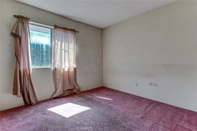 2812 Fairfield Avenue, Palmdale, CA 93550