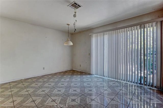 2812 Fairfield Avenue, Palmdale, CA 93550