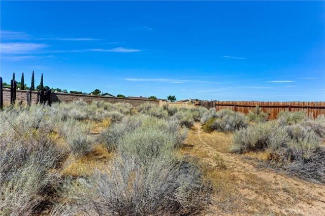 2812 Fairfield Avenue, Palmdale, CA 93550