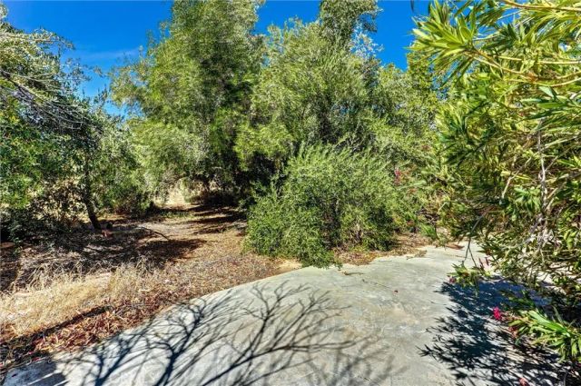 2812 Fairfield Avenue, Palmdale, CA 93550