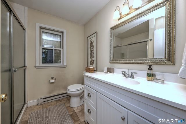 997 Rainbow Trail, Orange, CT 06477