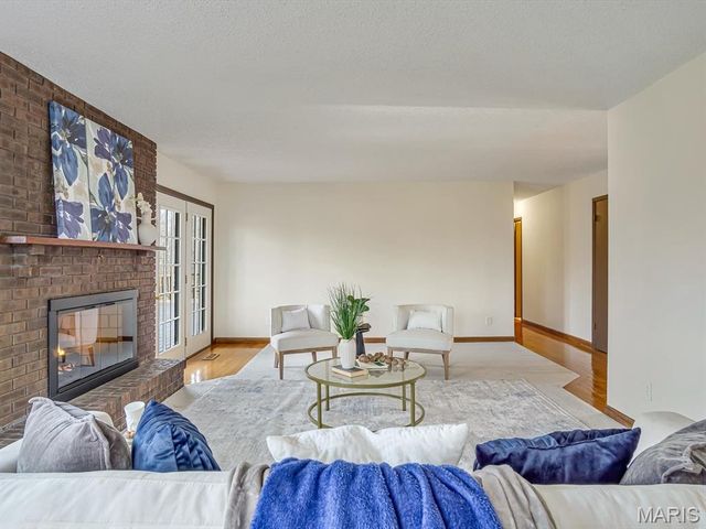 5089 Indian Hills Drive, Edwardsville, IL 62025