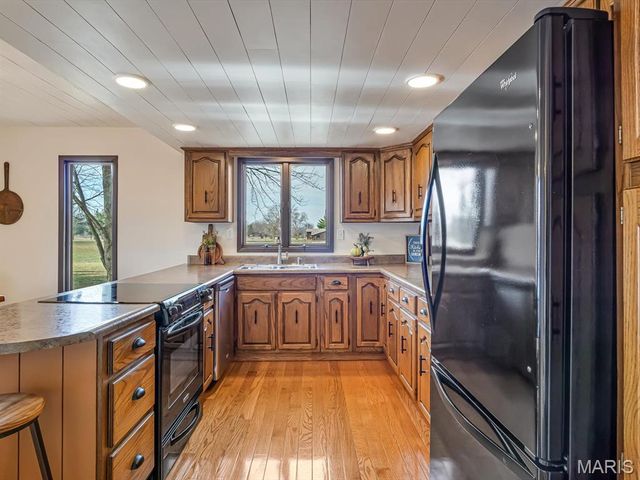 5089 Indian Hills Drive, Edwardsville, IL 62025