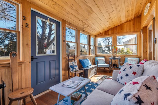 32 Bassett Lane, Madison, CT 06443