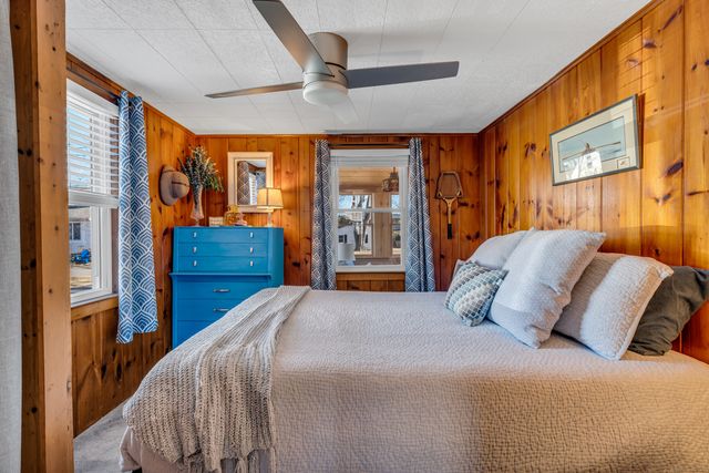 32 Bassett Lane, Madison, CT 06443