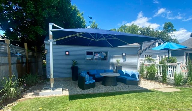 32 Bassett Lane, Madison, CT 06443