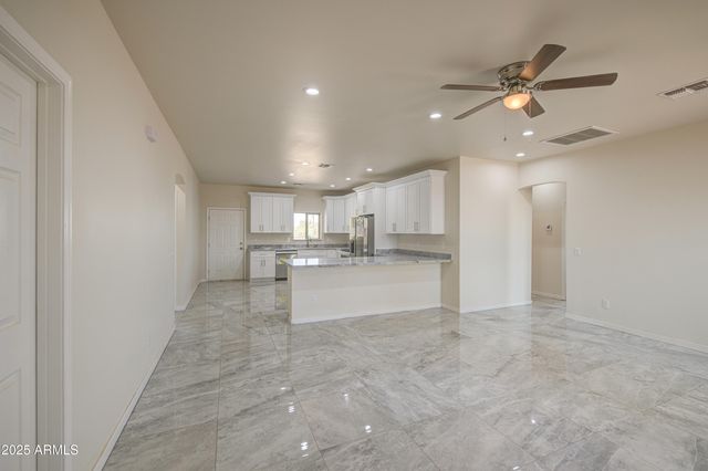 3110 W TOLLAN Drive, Eloy, AZ 85131